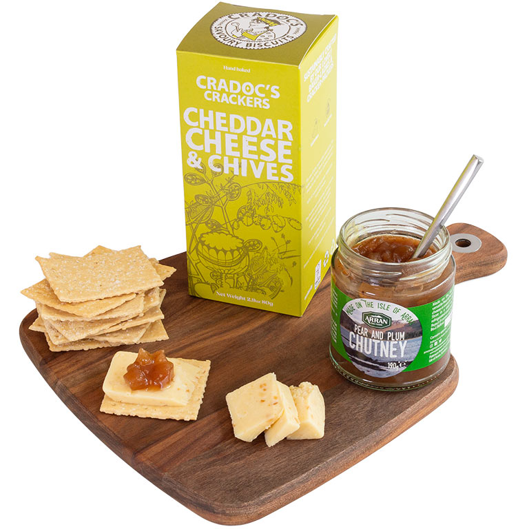 Cheesy Crackers & Chutney